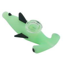 Load image into Gallery viewer, Silicone Shark Pipe with Removable Glass Bowl
